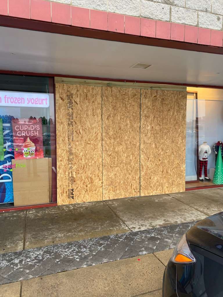 Professional Glass Repair in DC, MD, and VA